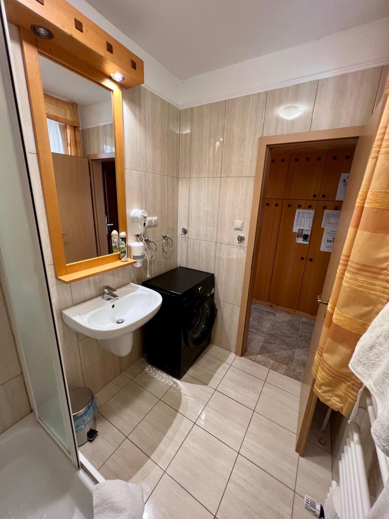 Bük Luxus Golf Apartment מראה חיצוני תמונה
