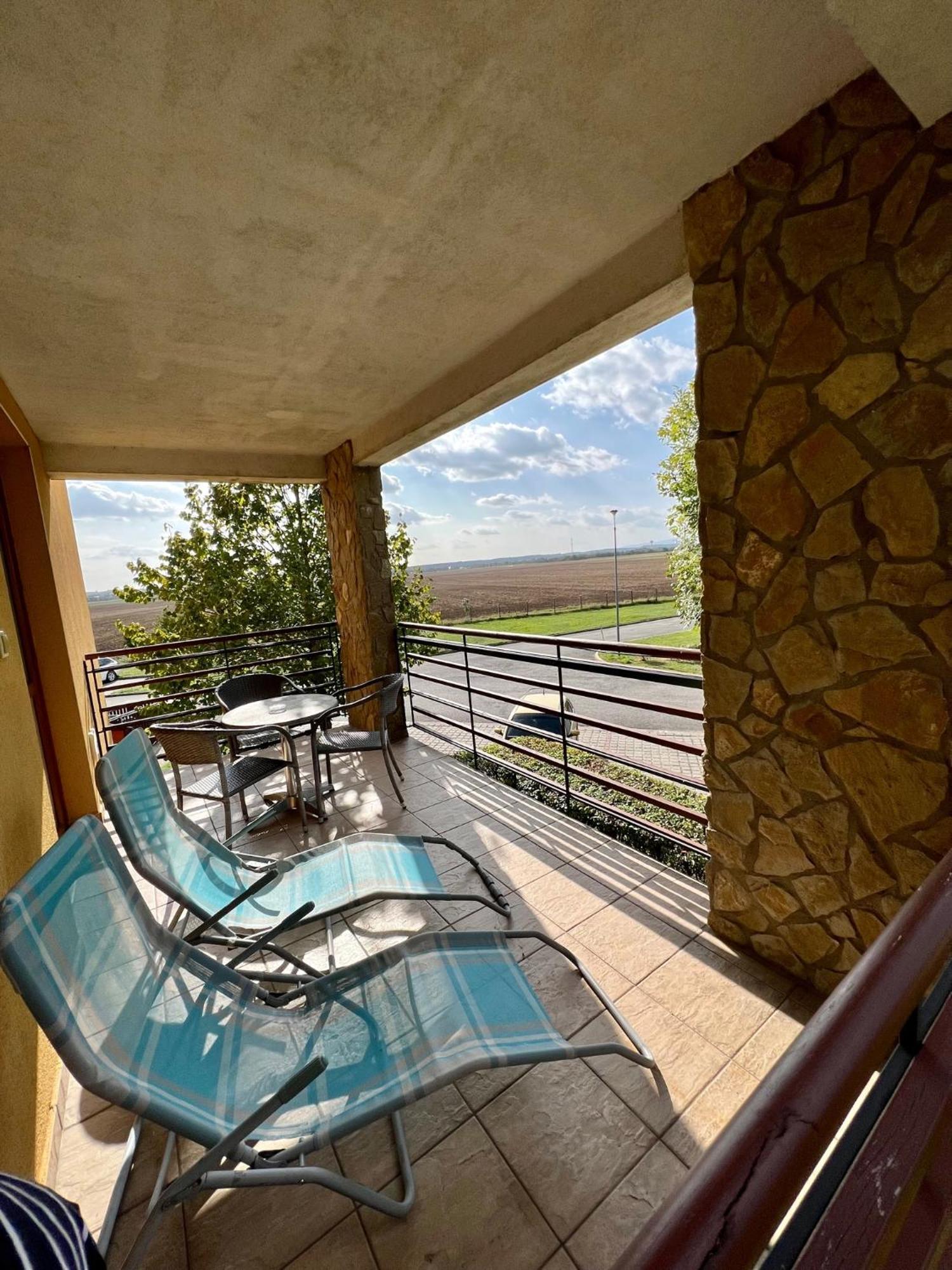Bük Luxus Golf Apartment מראה חיצוני תמונה