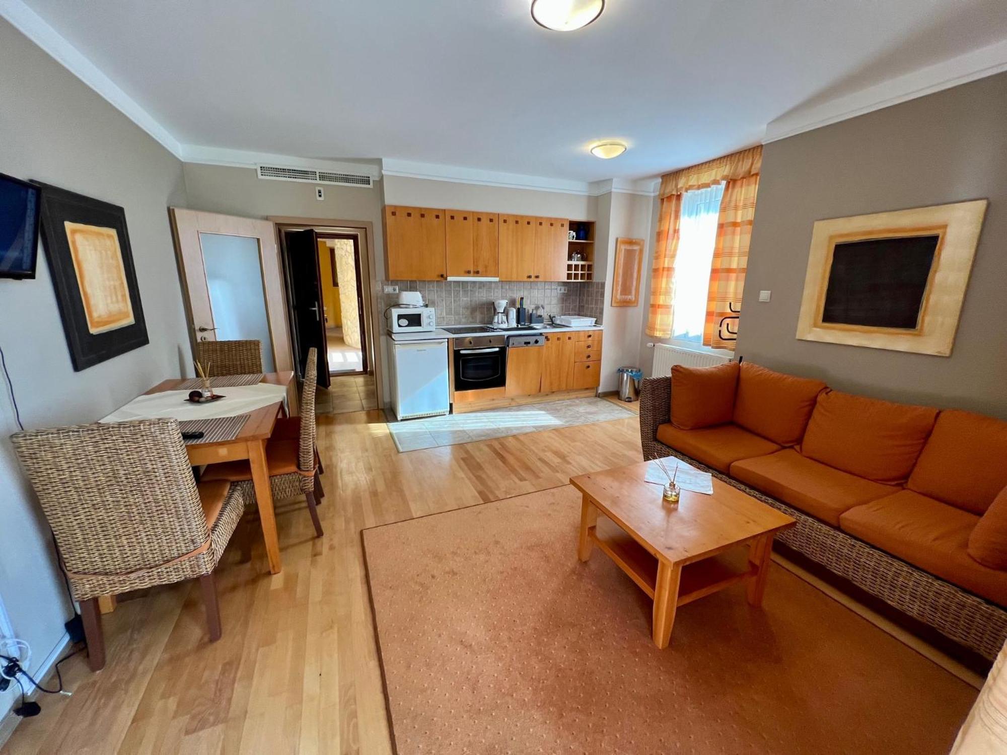 Bük Luxus Golf Apartment מראה חיצוני תמונה