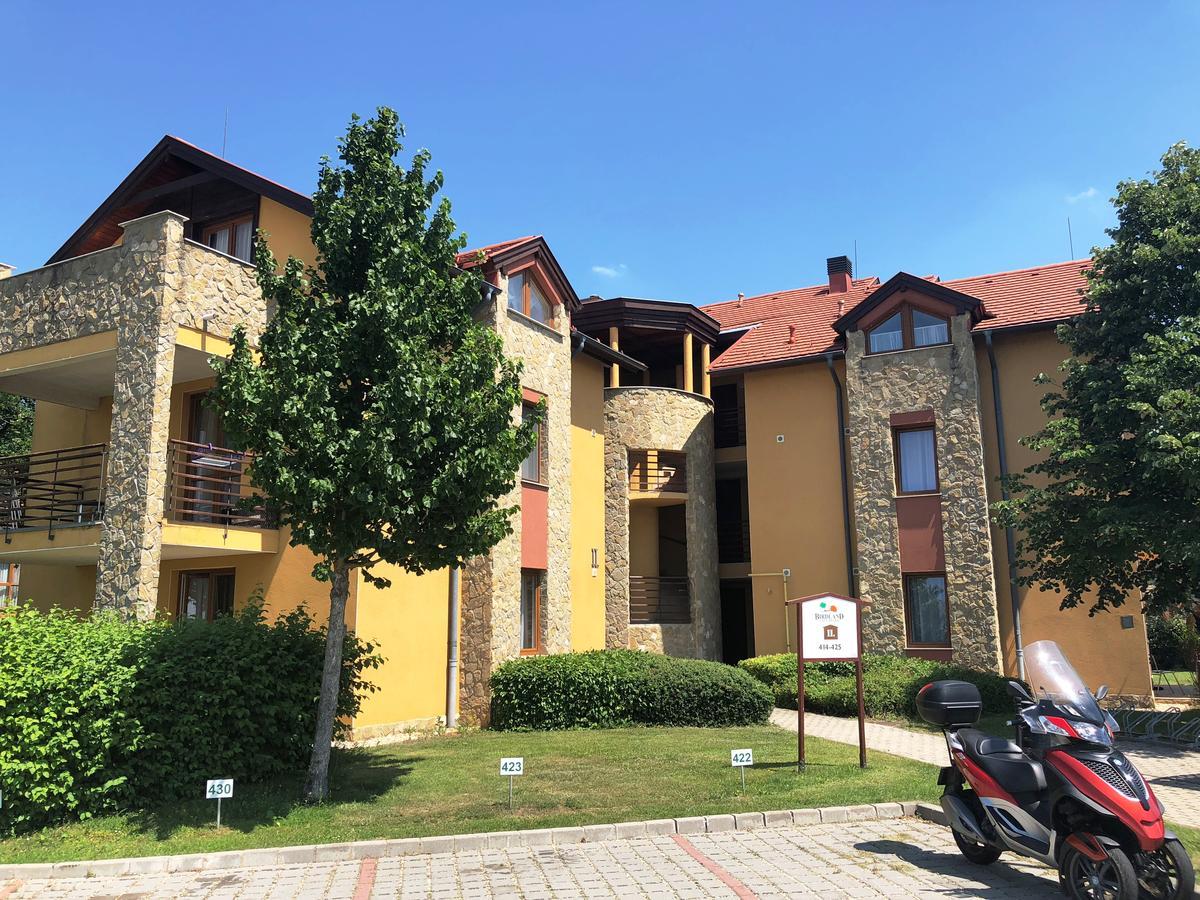 Bük Luxus Golf Apartment מראה חיצוני תמונה